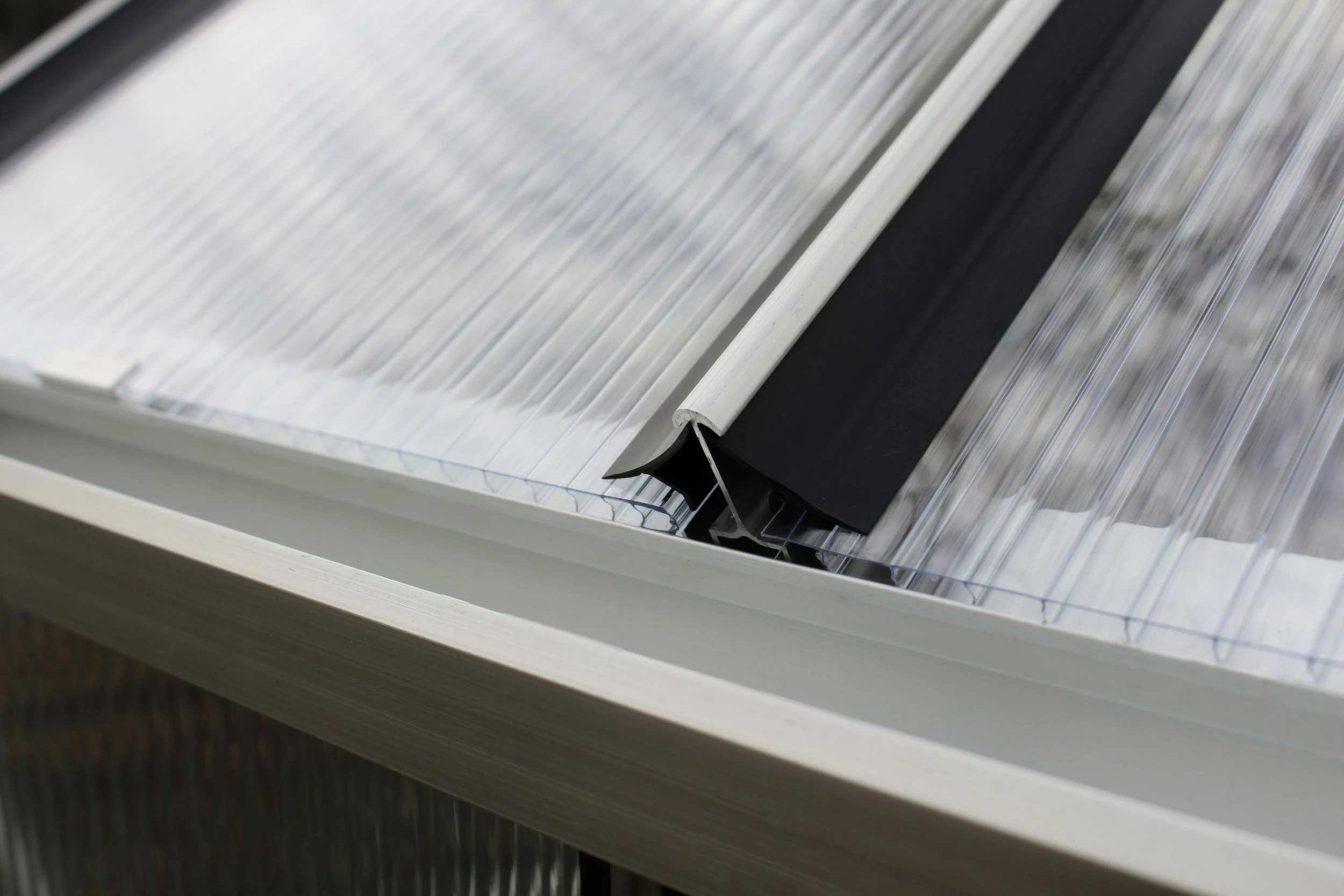 Vitavia Windsicherung Zu Gewächshaus 6700 Und 7500 Mit 6 Mm Hohlkammerplatten 3 Vitavia Windsicherung Zu Gewächshaus 6700 Und 7500 Mit 6 Mm Hohlkammerplatten