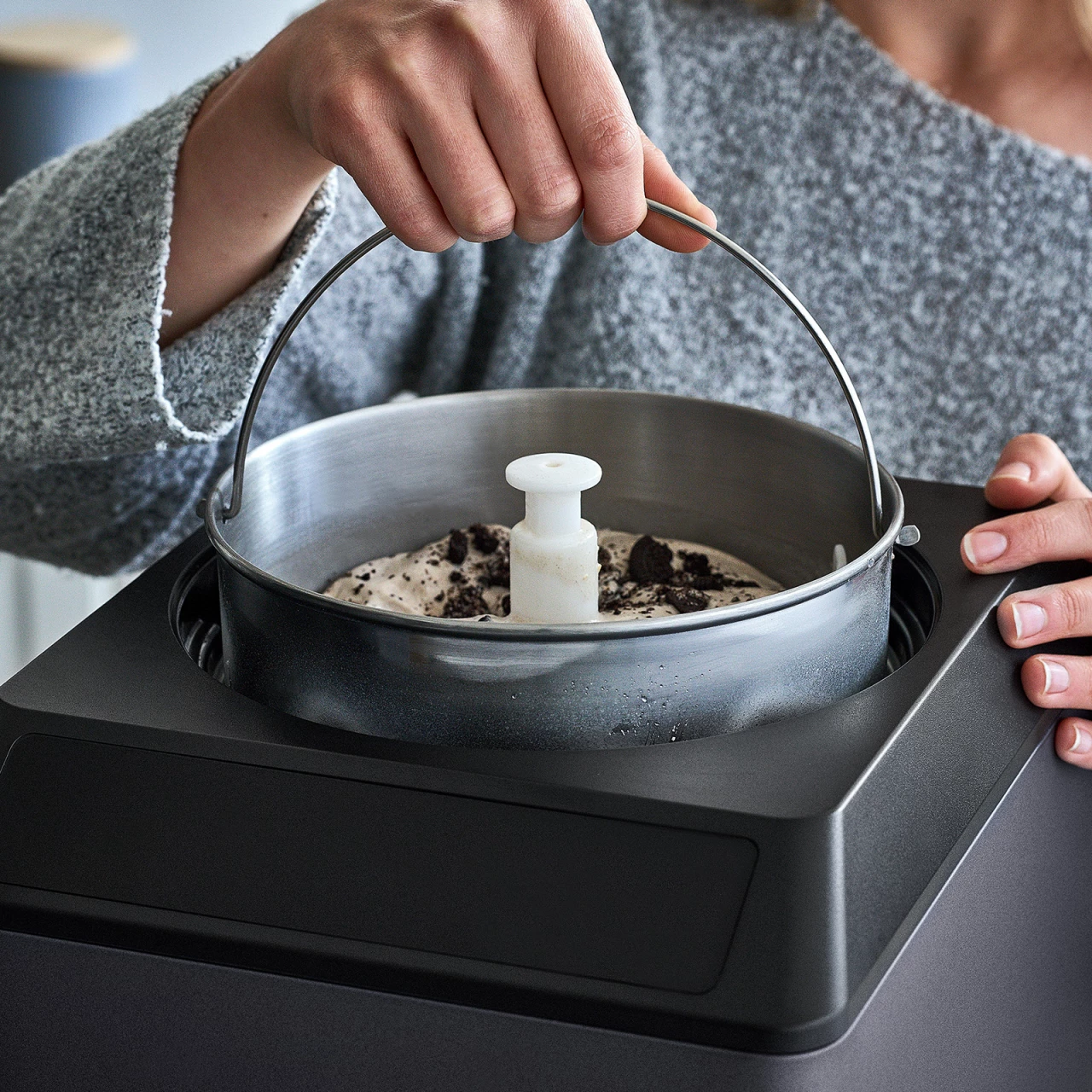 Springlane Edelstahl Eisbehälter — Für 2-in-1 Eismaschine Und Joghurtbereiter Erika 2,5 L 4 Springlane Edelstahl Eisbehälter — Für 2-in-1 Eismaschine Und Joghurtbereiter Erika 2,5 L – Bild 2