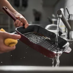 Springlane Gusseisen Grillpfanne -KitchenAid Sales 944194 Springlane Gusseisen Grillpfanne Rot Moodfoto Emaille 1600px 1280x1280