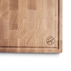 Springlane Antonias — Eichenholz-Schneidebrett — 35 X 25 X 3,5cm -KitchenAid Sales 945168 Springlane Antonias Schneidebrett Freisteller Detail Material 1600 1280x1280