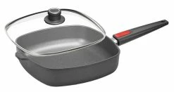 Woll Nowo Induktion Line Gusspfanne Quad. 28 X 28 Cm H 6.5 Cm Mit Glasdeckel